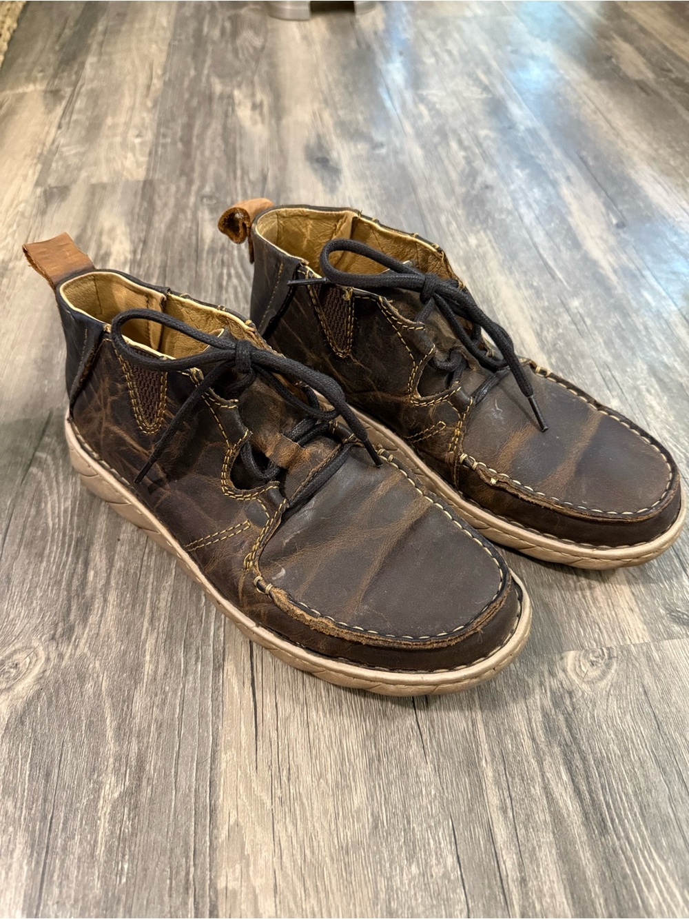 Tony Lama Men's Casual Brown Leather Lace-Up Chukka Shoes size 9.5